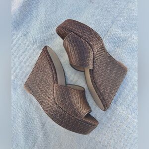 Veronica Beard Dali Raffia Woven Wedge Heeled Sandals | Size 8.5